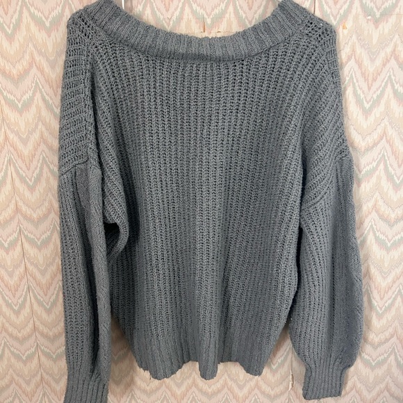 SO sweater - Picture 3 of 3